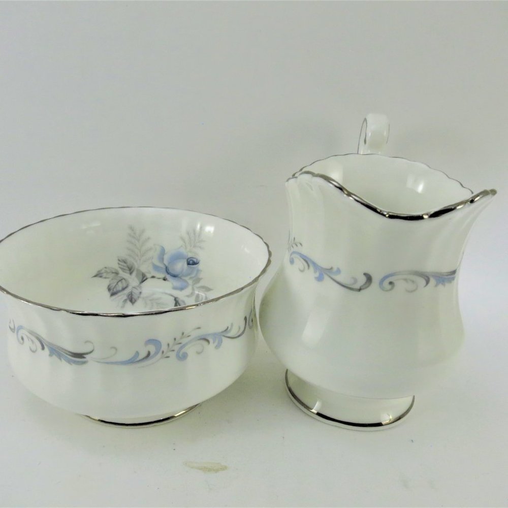 Paragon Teacup Trio Set (X2) plus Creamer and Sugar Bowl Morning Rose Bone China - Picture 8 of 10